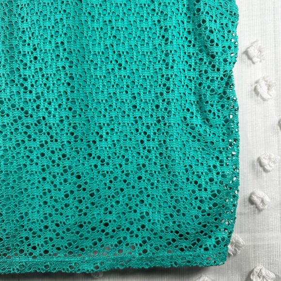LOFT Women’s Teal Lace Eyelet Overlay Sleeveless Tank Top Blouse Size M - Picture 5 of 7